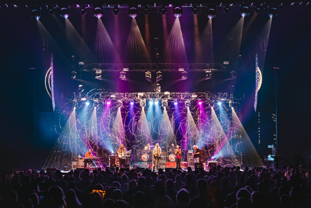 Dark Star Orchestra official site photo.
